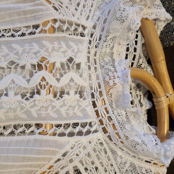 Doen lace Amaya blouse - Picture 10 of 14